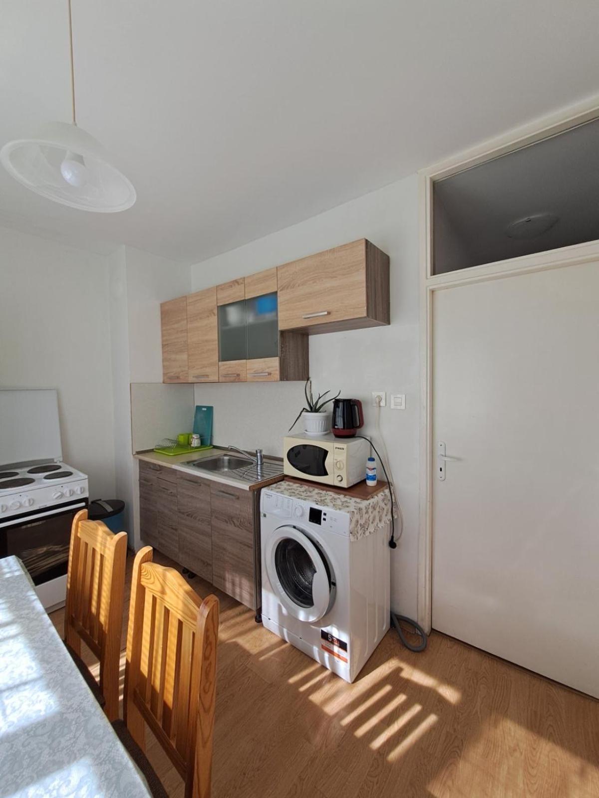 Levskig Studio 10 Min From Sofia Airport And City Centre Eksteriør billede